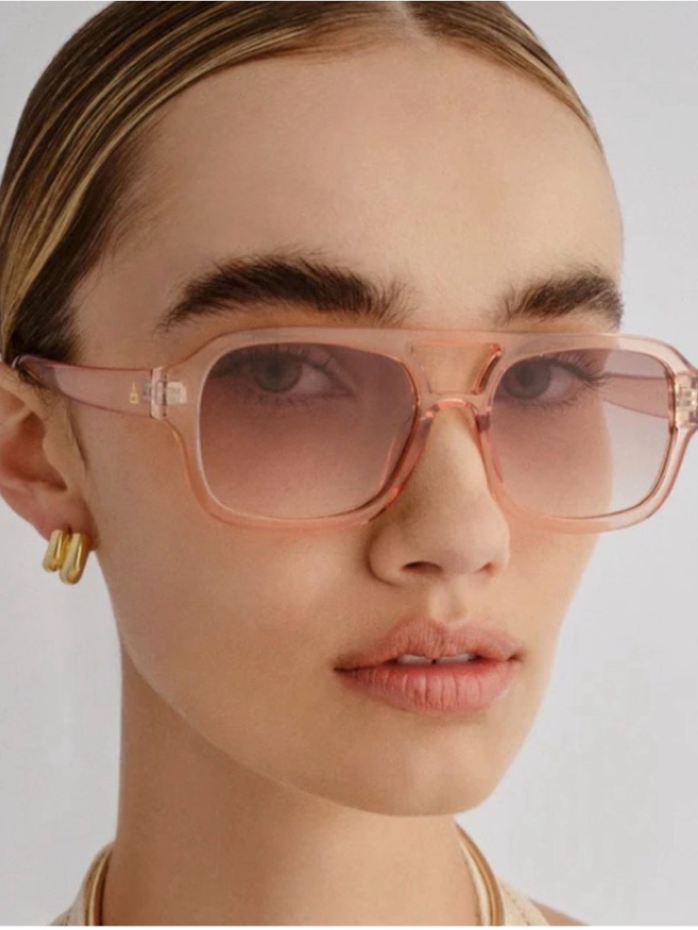 AIRE Aquarius Aviator Sunglasses in Antique Rose with carrying case and wipe - Picture 11 of 11